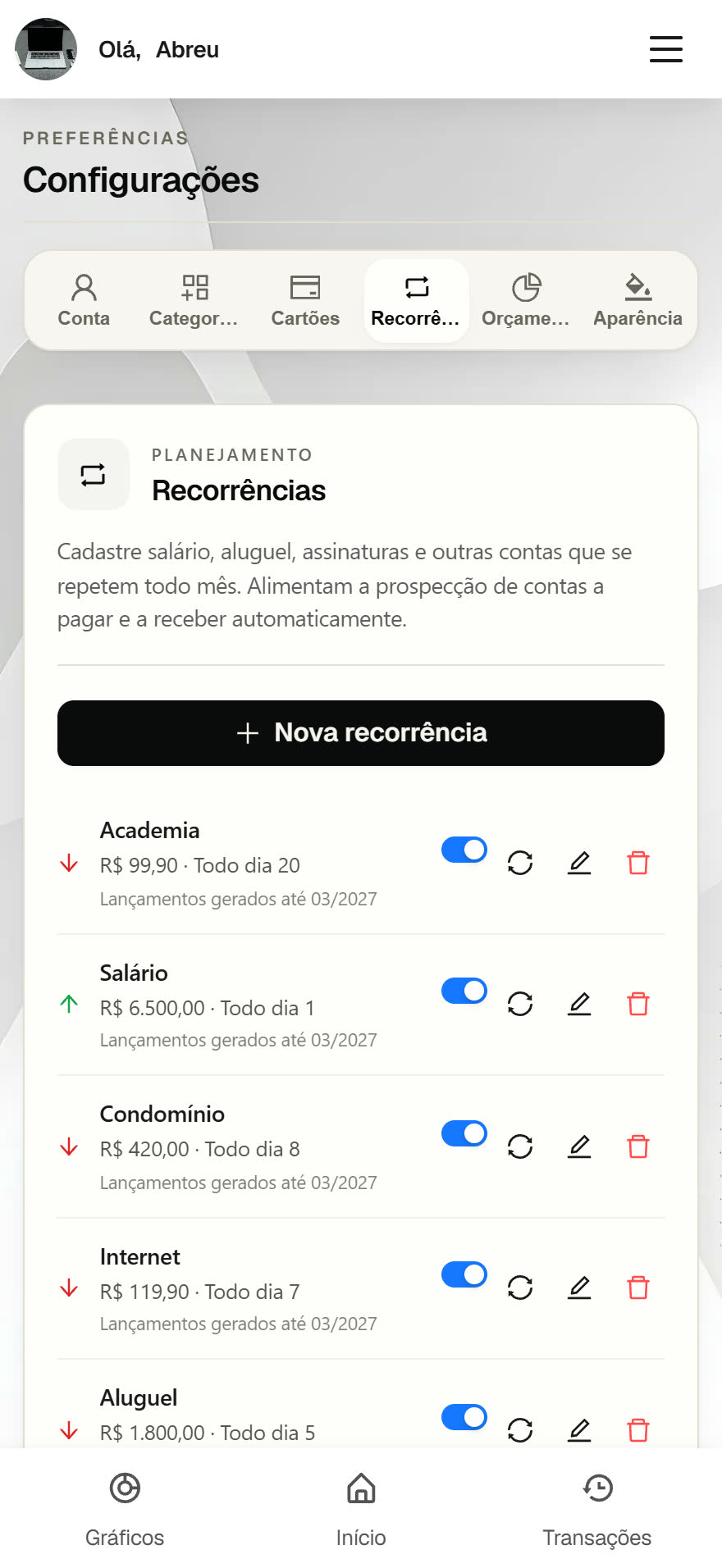 Tela de recorrências do Gastto com salário, academia e condomínio cadastrados para se repetir todo mês